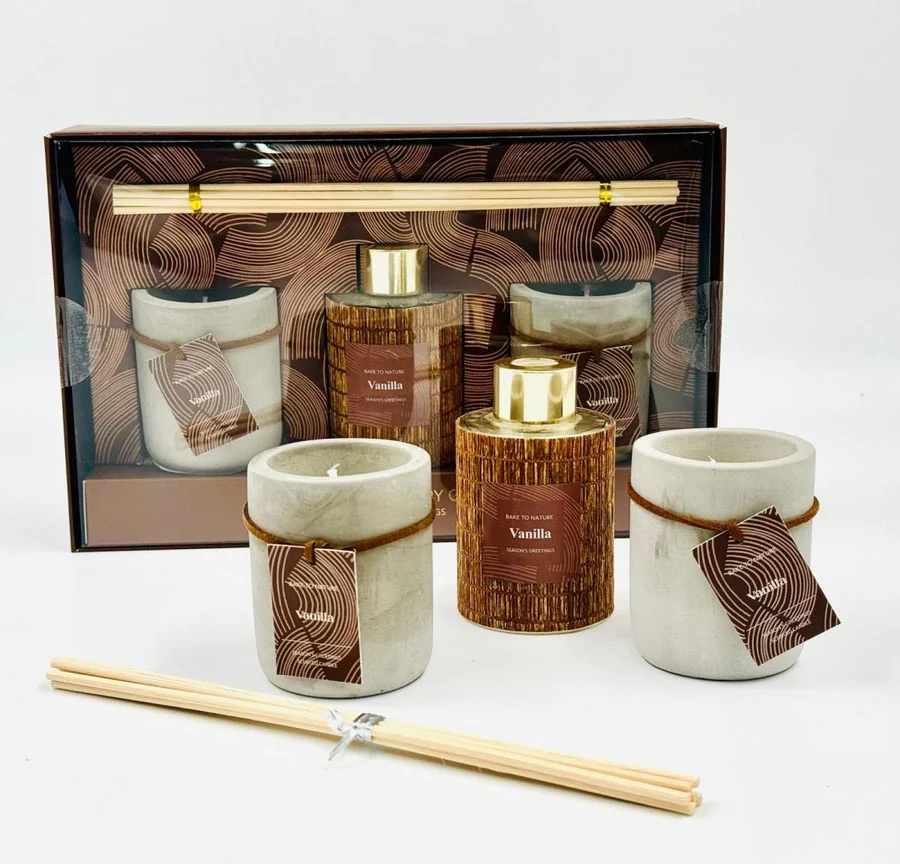 طقم عطر + شمع فاني لا