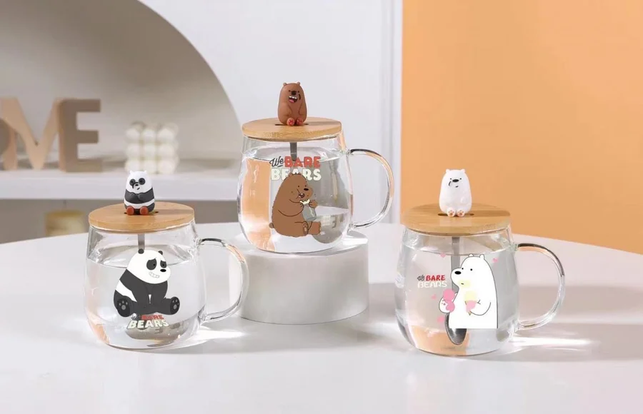 مج دب لوز وسكر شفاف مع ملعقة